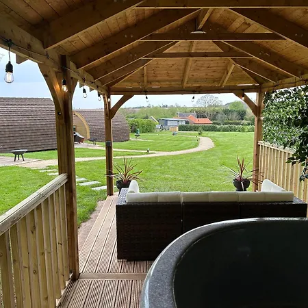 Southwell Retreat Glamping Pods Hotel Exterior photo